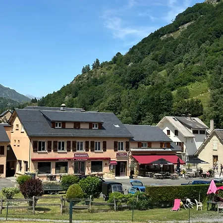 Le Taillon Hotel